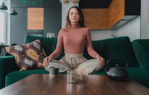 These TikTok grounding techniques can help calm panic attacks.