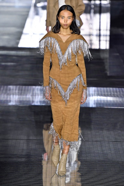 The 2021 Western Fashion Trend Includes Modern Boot, Fringe, & Print ...