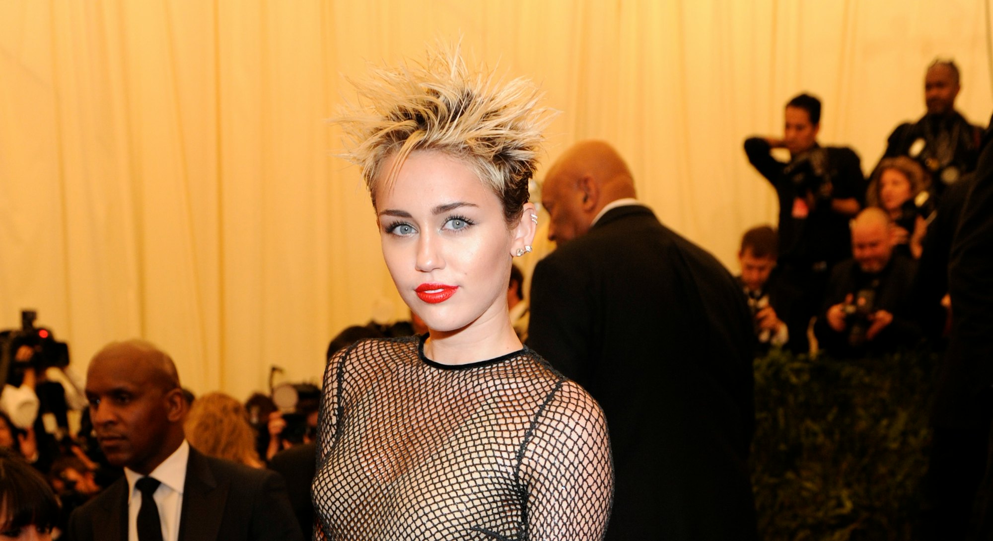 NEW YORK, NY - MAY 06: Miley Cyrus attends the Costume Institute Gala for the "PUNK: Chaos to Coutur...