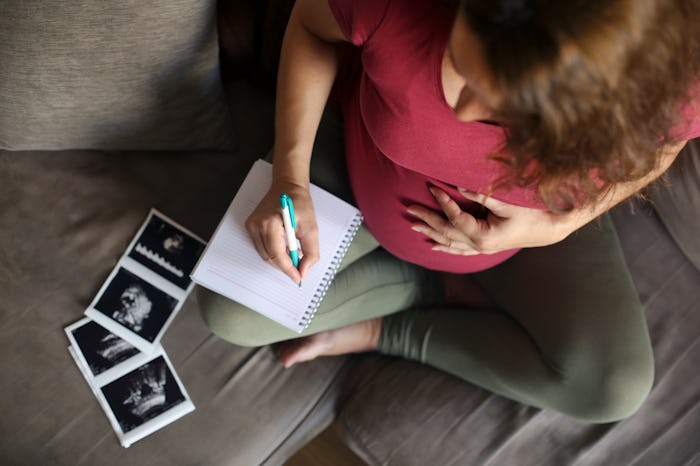 Two sisters are fighting over baby names.