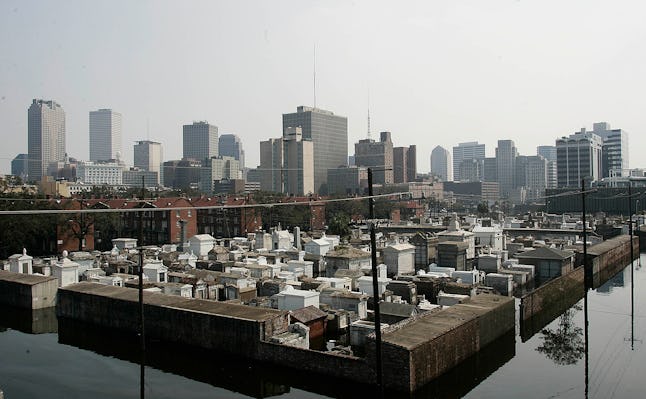 NEW ORLEANS, CA - SEPTEMBER 03: A view of the City of New Orleans looking south with a cementary in the foreground during the aftermath of Hurricane Katrina Saturday, September 3, 2005 in New Orleans, Louisiana. (Photo by Keith Birmingham/MediaNews Group/Pasadena Star-News via Getty Images)
