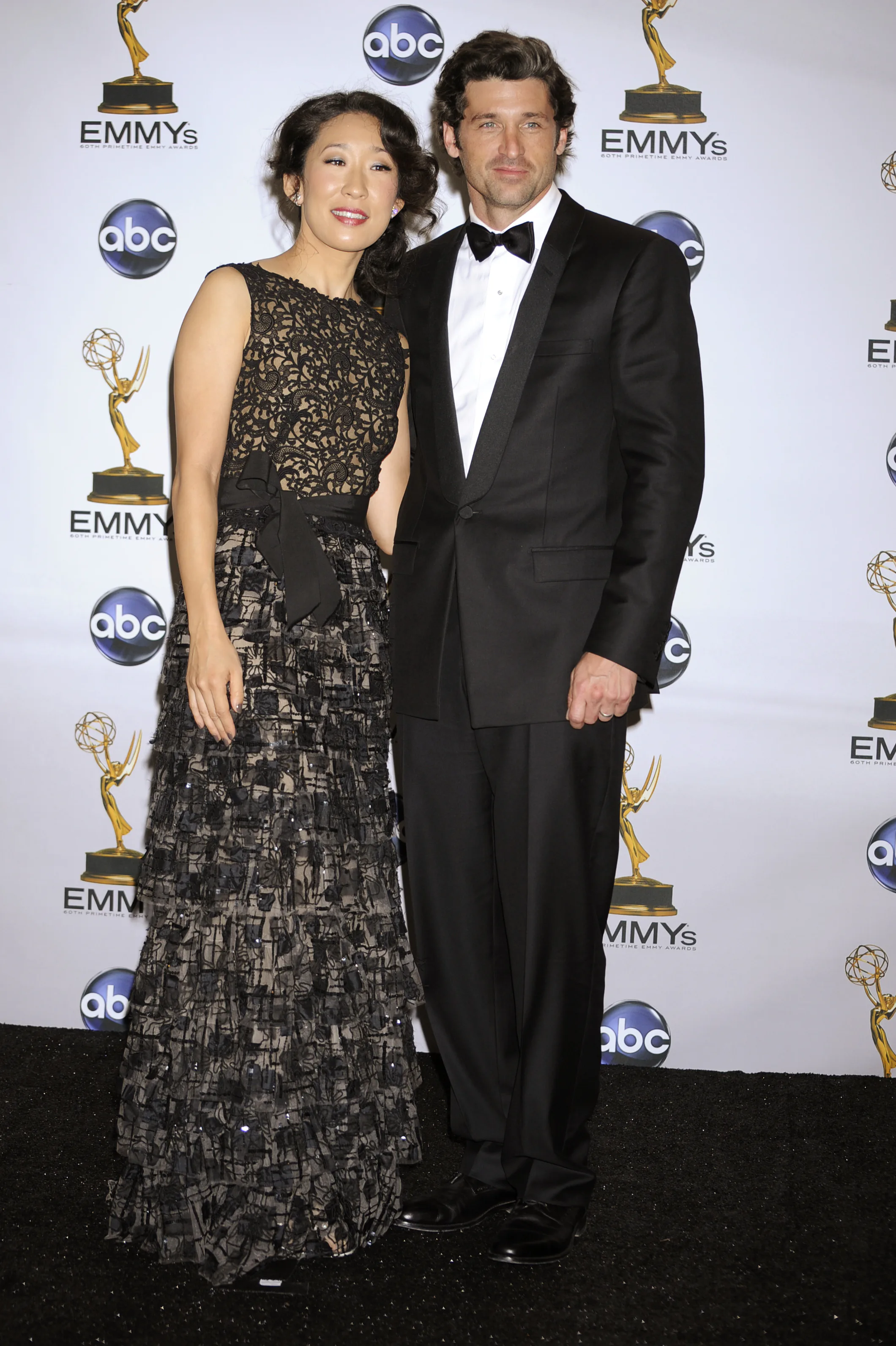 12 Sandra Oh Photos With The 'Grey's Anatomy' Cast In Real Life