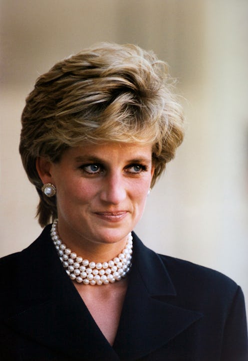 Portrait de la Princesse Diana reçue à l'Elysée pour le thé avant de visiter l'exposition Cézanne au...
