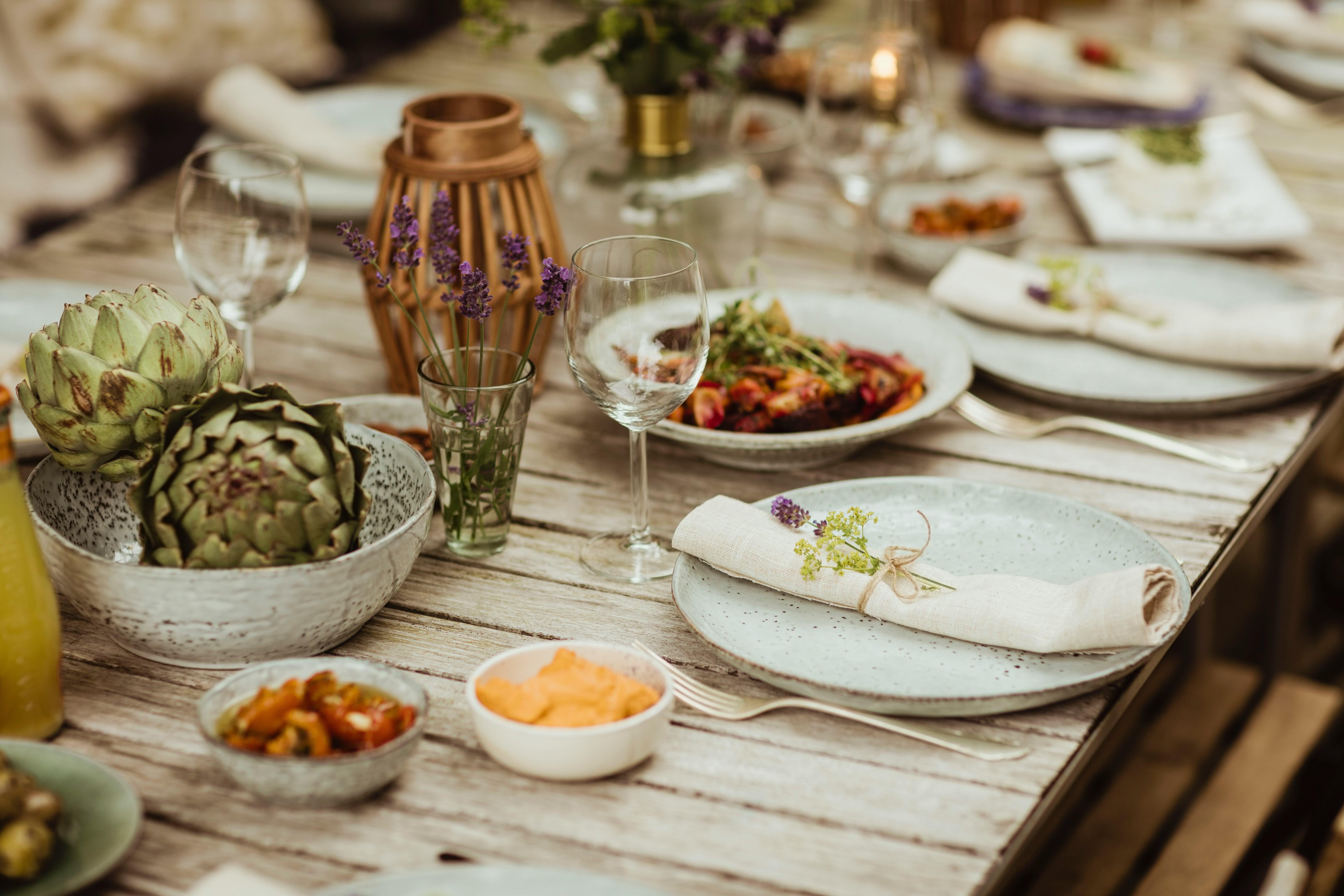 Summer Dinner Parties - The Easiest Ever Summer Dinner Party Menu Rachael Ray In Season - If you have a large back porch, you probably host a fair amount of summer dinners, meaning you're likely to be in the market for some summer side dishes as well.