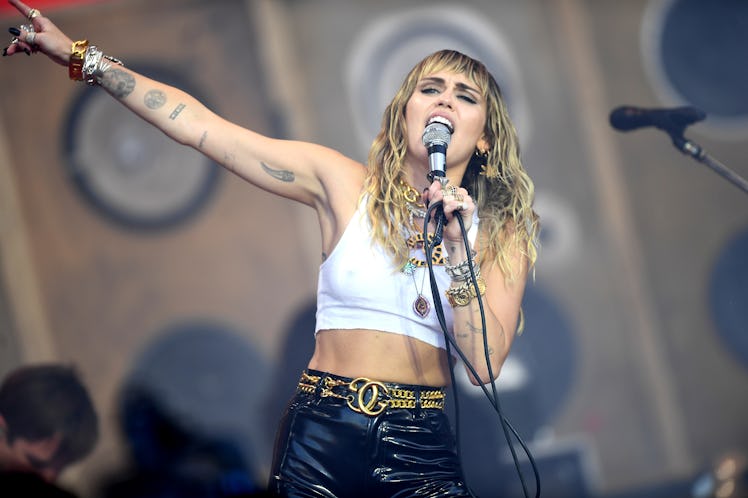 GLASTONBURY, ENGLAND - JUNE 30: Miley Cyrus performs on the Pyramid stage during day five of Glaston...
