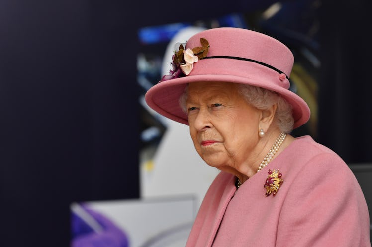 SALISBURY, ENGLAND - OCTOBER 15: Britain's Queen Elizabeth II visits the Defence Science and Technol...