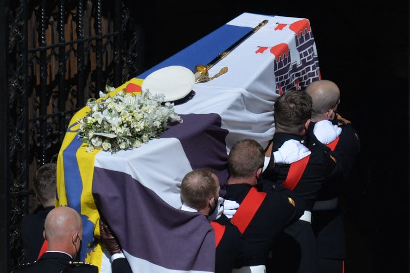 Queen Elizabeth chose Prince Philip’s funeral wreath herself.