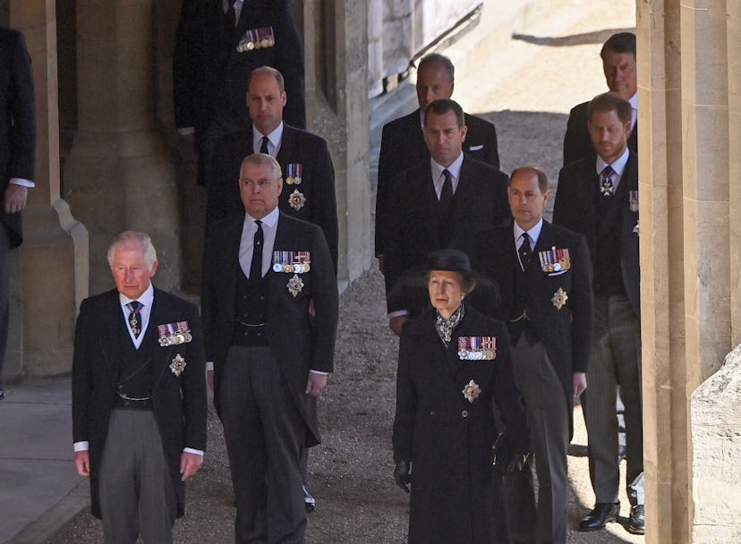 The royal family says goodbye.
