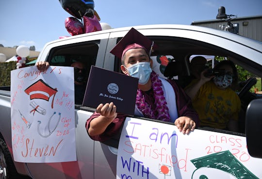 21 Graduation Car Decorations To Celebrate The Class Of 2021