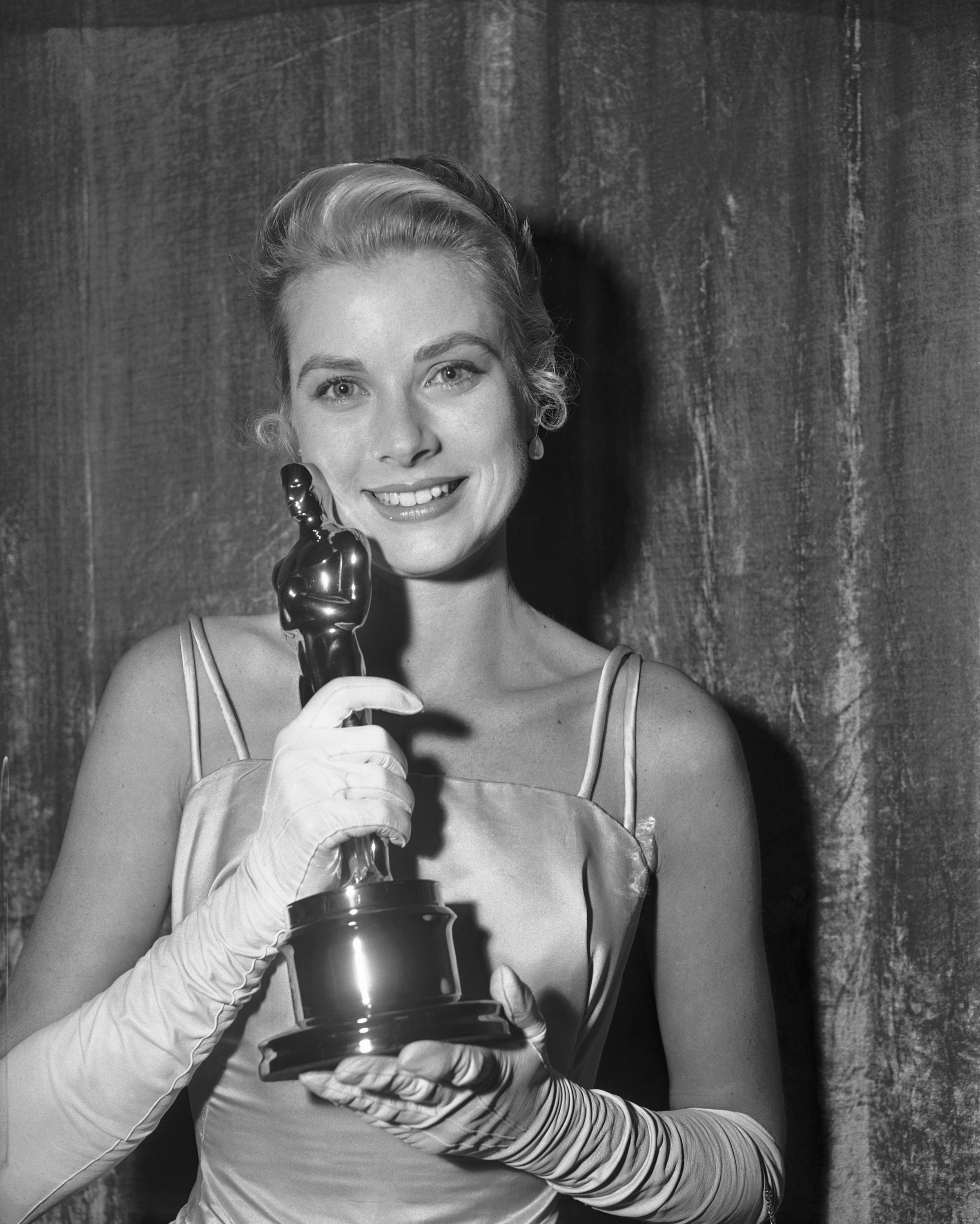Oscars: 15 Youngest Best Actress & Best Supporting Actress Winners Ever