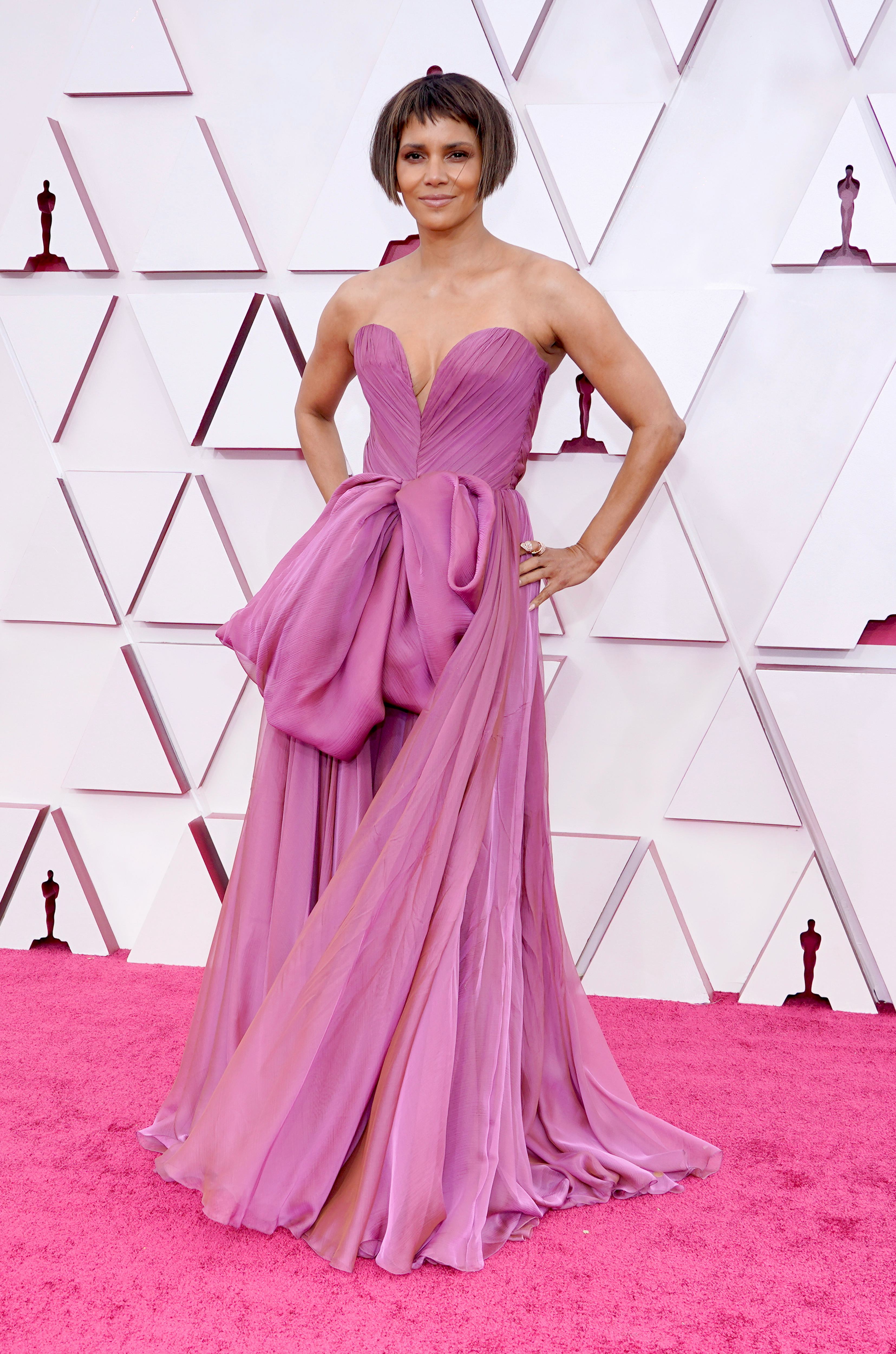 Every 2021 Oscars Red Carpet Look