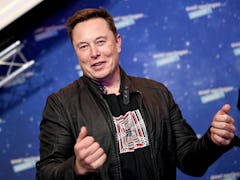 BERLIN, GERMANY DECEMBER 01:  SpaceX owner and Tesla CEO Elon Musk arrives on the red carpet for the...