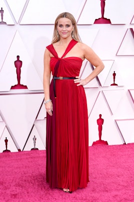 LOS ANGELES, CALIFORNIA – APRIL 25: Reese Witherspoon attends the 93rd Annual Academy Awards at Unio...
