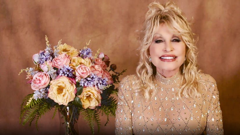 Dolly Parton has given many inspirational graduation quotes to high schoolers