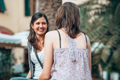 friends gossip in the city
