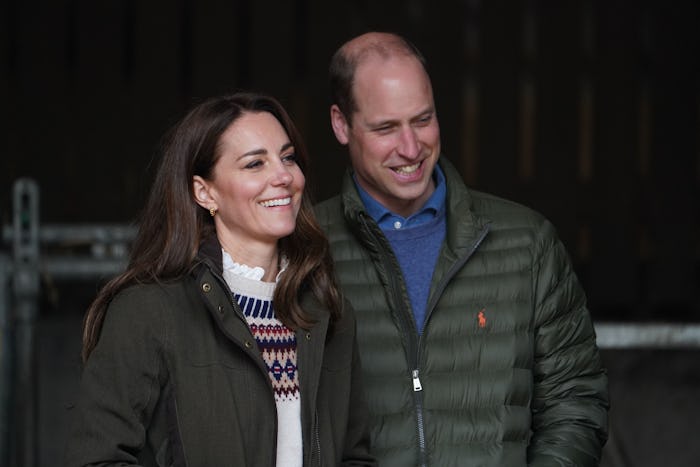 Kate Middleton wore a stunning diamond necklace in her anniversary photos.