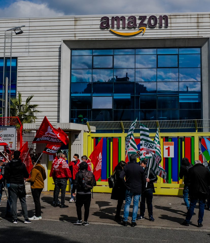 AMAZON HUB, AVERSA, CAMPANIA, ITALY - 2021/03/22: The Amazon hub workers protest in front of the mai...