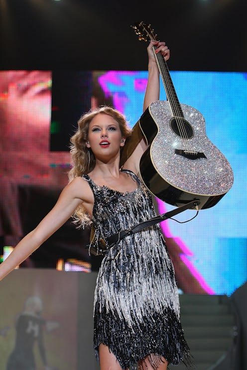 Taylor Swift performs at Madison Square Garden on August 27, 2009 in New York City. (Photo by Theo W...