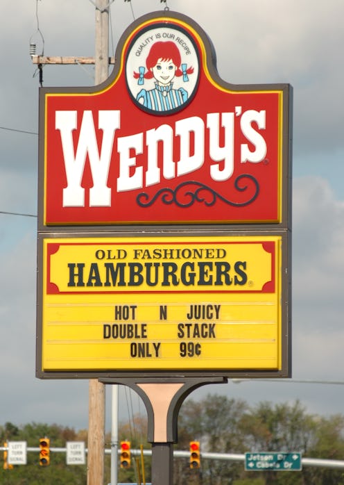 Photo by Tim Leedy 9/18/08 Businesses near Cabela's Wendy's (Photo By Tim Leedy/MediaNews Group/Re...