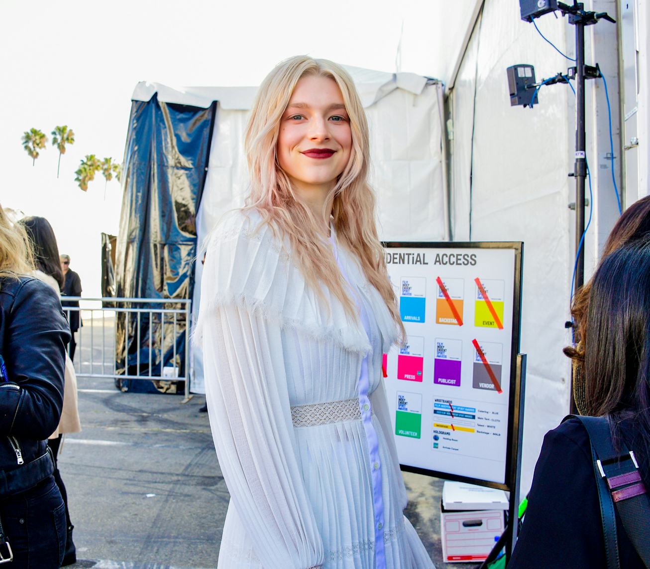 SANTA MONICA, CALIFORNIA - FEBRUARY 08: Hunter Schafer attends the 2020 Film Independent Spirit Awar...