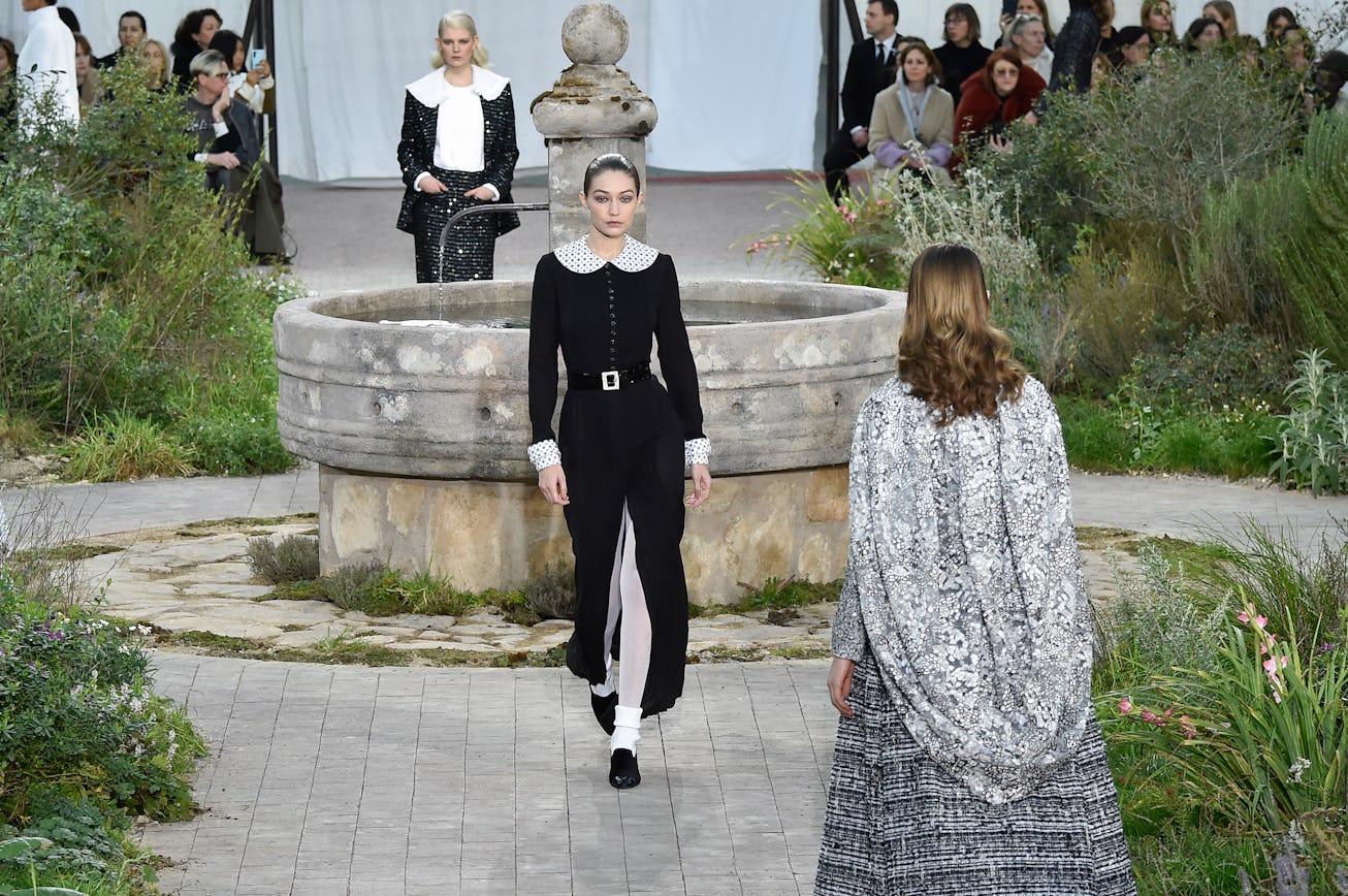 PARIS, FRANCE - JANUARY 21: Gigi Hadid walks the runway during the Chanel Haute Couture Spring/Summe...