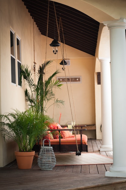 13 Beautiful Front Porch Ideas & Inspiration