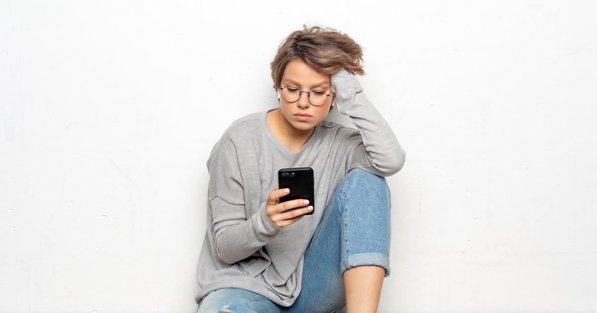 Getting Left On Read Is Stressful, But Here’s How To Handle It