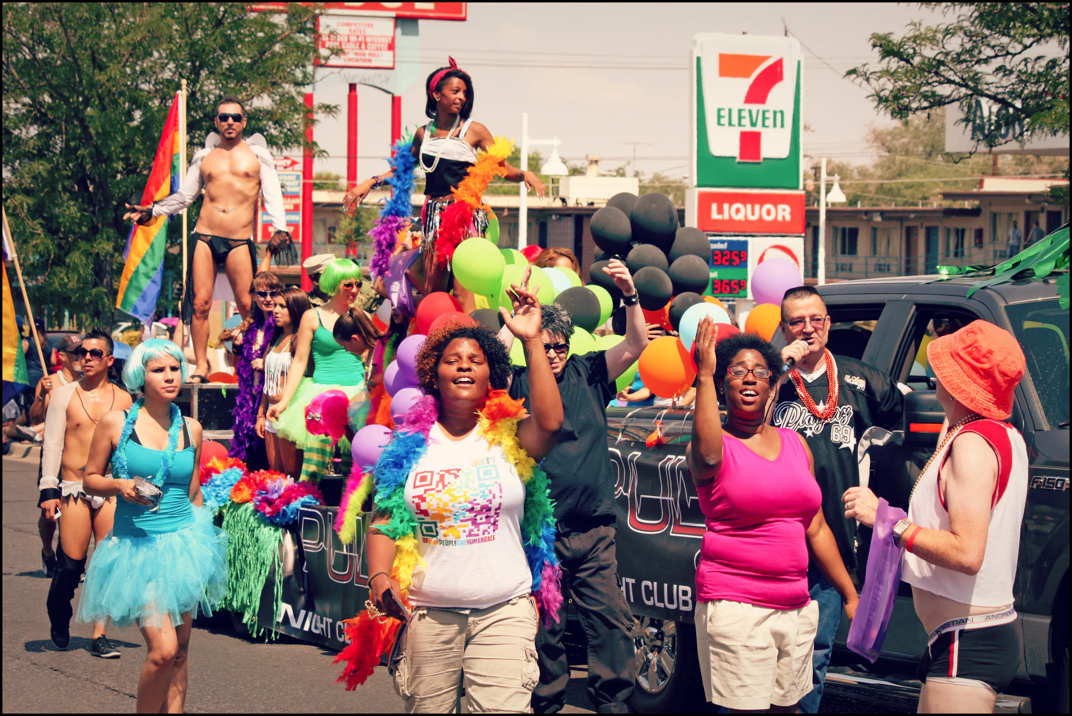 NETFLIX DATING RONDOM GAY EPISODE