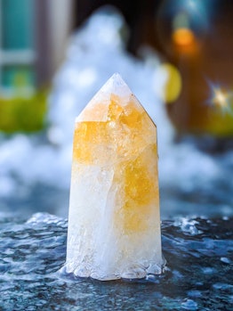 Yellow crystal meanings are about confidence.