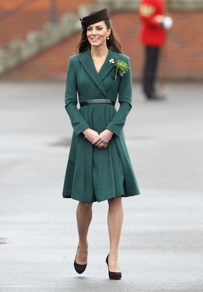 Royal Style Hacks From Queen Elizabeth, Princess Diana, Meghan Markle ...