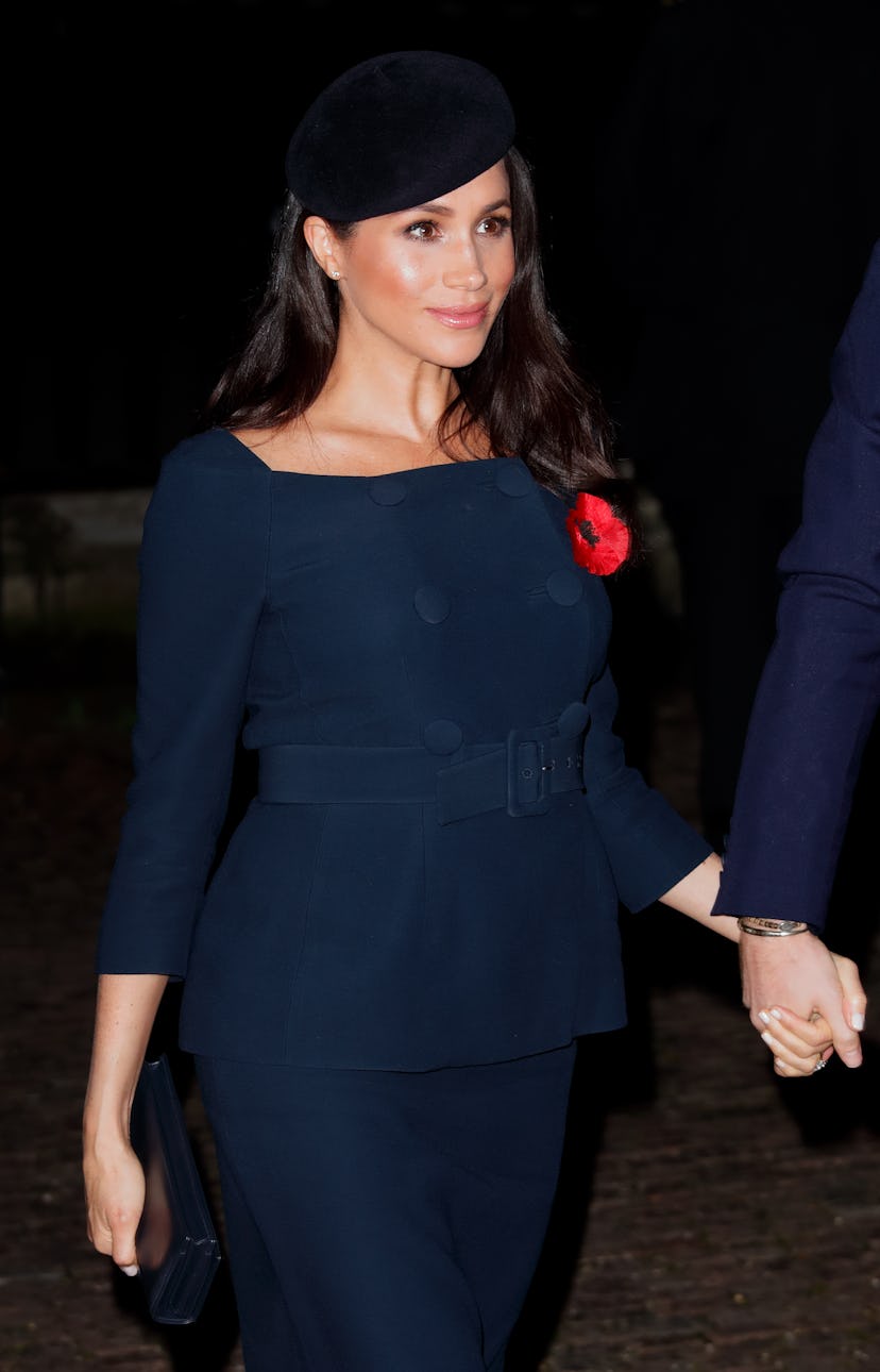 Meghan Markle’s outfit looked retro-inspired for Remembrance Day 2018.