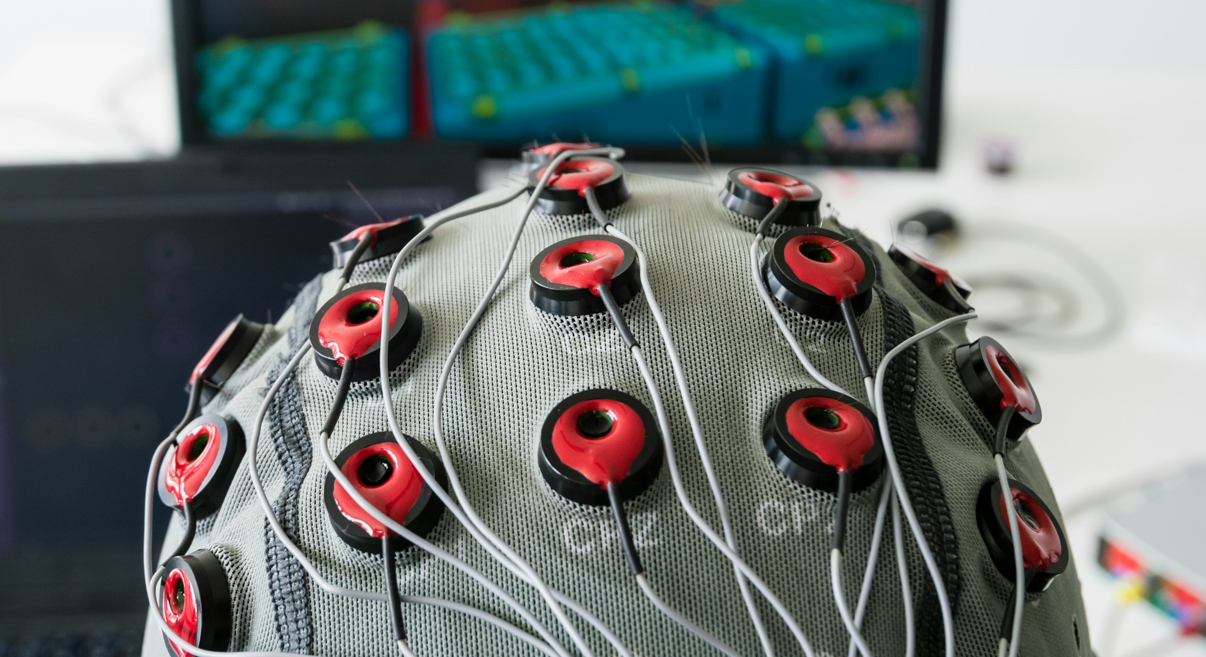 A brain-hacking technique may make prosthetics easier to control with ...