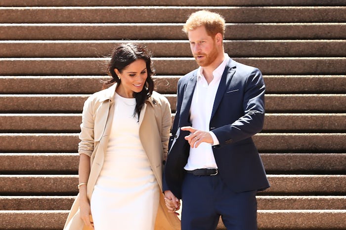 SYDNEY, AUSTRALIA - OCTOBER 16: Prince Harry, Duke of Sussex and Meghan, Duchess of Sussex meet the...