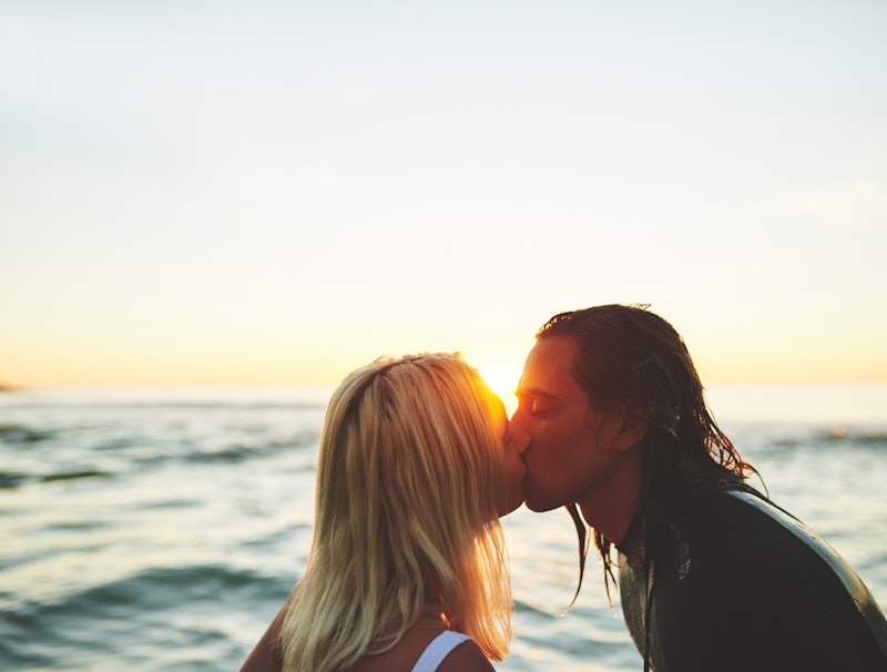 Making out outdoors first is a good way to ease into public sex