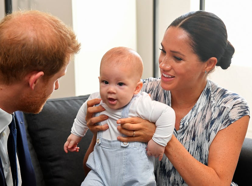 CAPE TOWN, SOUTH AFRICA - SEPTEMBER 25: Prince Harry, Duke of Sussex and Meghan, Duchess of Sussex t...