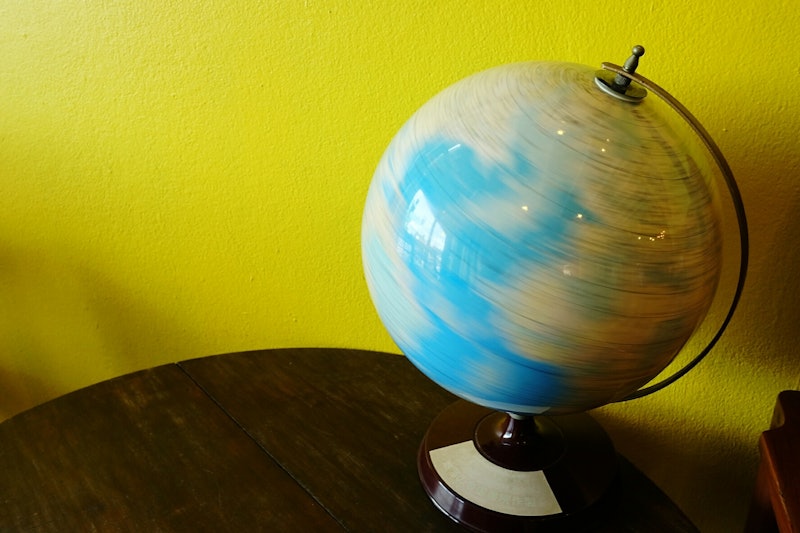 spinning globe