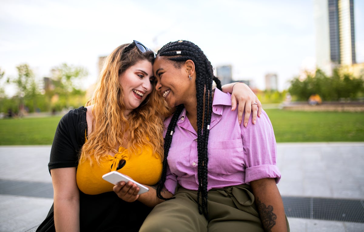 How Many Dates Should You Wait Before Kissing? Here's The Deal