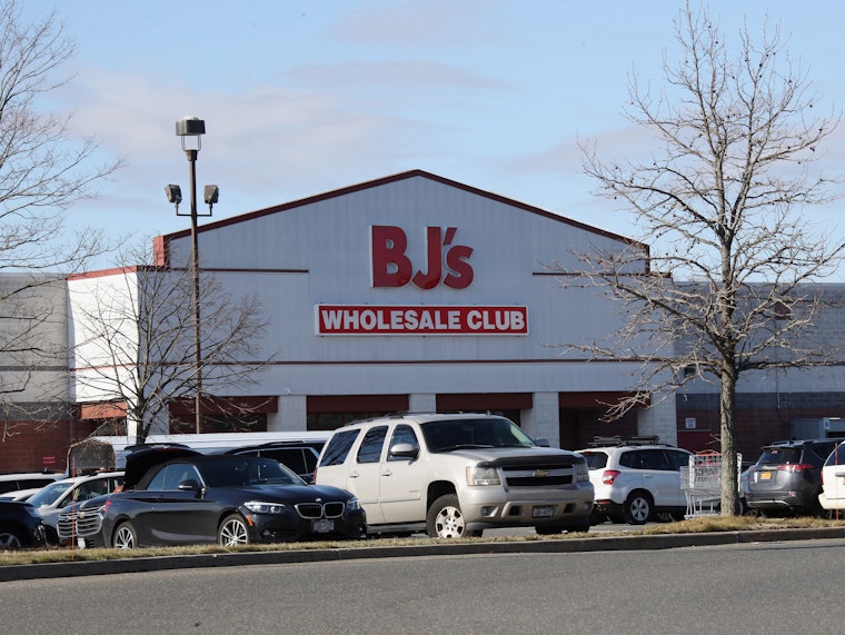 Is BJ's Open On Memorial Day 2021? Here Are Their Holiday Hours