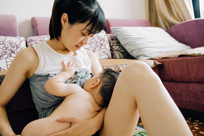 Mother, New, Sleeping, Breast Milk, China - East Asia, Shanghai