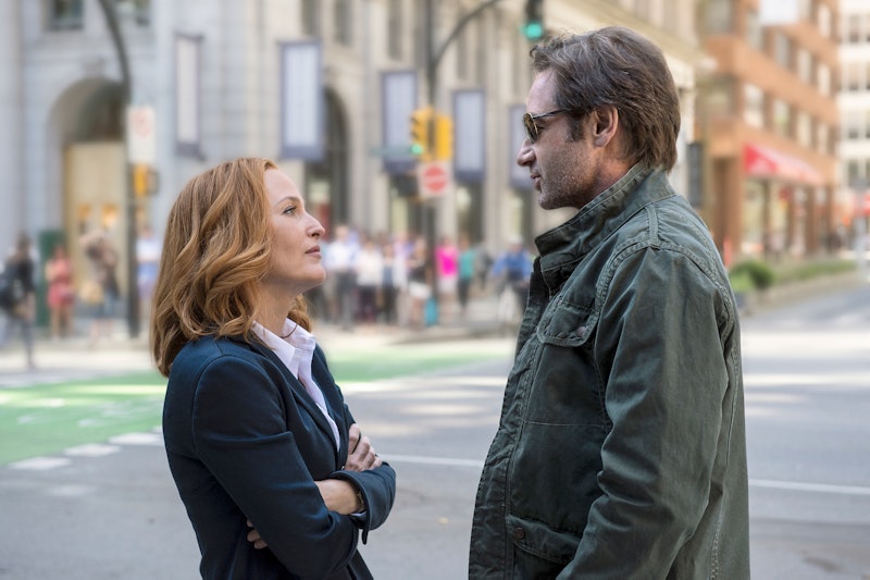 THE X-FILES:  L-R:  Gillian Anderson as Dana Scully and David Duchovny as Fox Mulder.  The next mind...