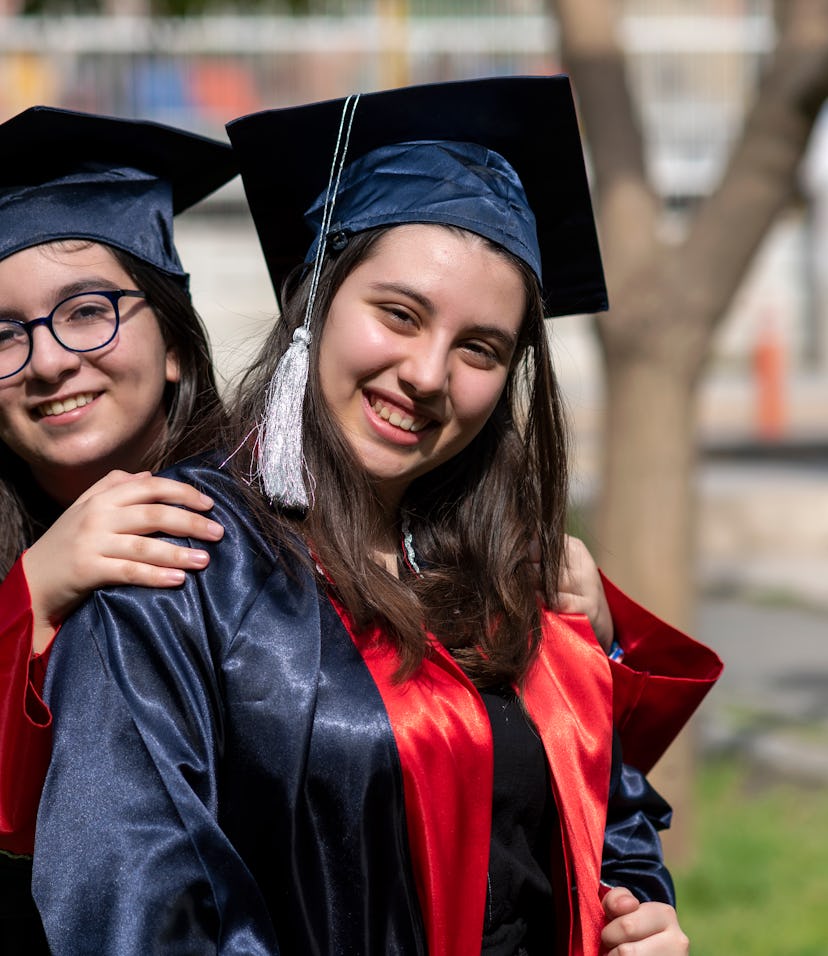 Gratuated student girls