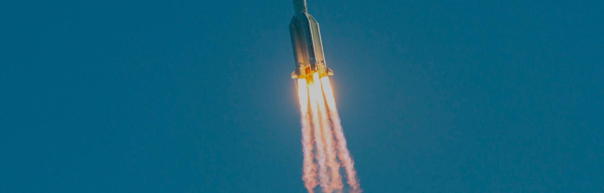 Here Are 5 Ways To Track The Uncontrolled Long March 5b Rocket Re Entry