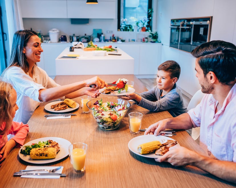 When you're tired of grocery shopping, let these meal subscription services for families do the work...