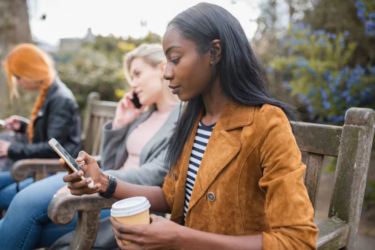 If He Takes Hours To Text Back, Should I Do The Same? Experts Explain