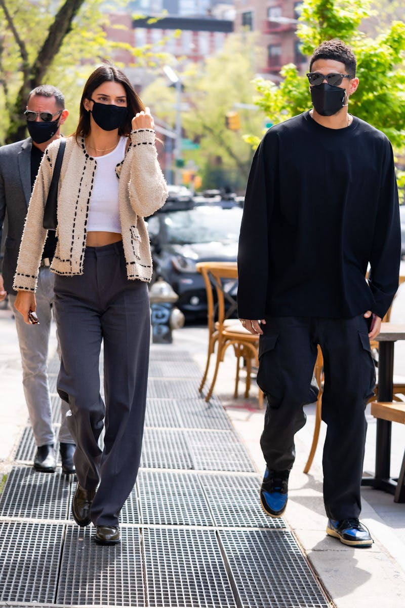 NEW YORK, NEW YORK - APRIL 24: Kendall Jenner (L) and Devin Booker are seen in SoHo on April 24, 202...