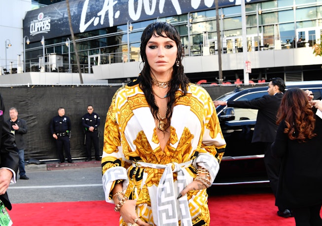 LOS ANGELES, CALIFORNIA - NOVEMBER 24: Kesha attends the 2019 American Music Awards at Microsoft The...