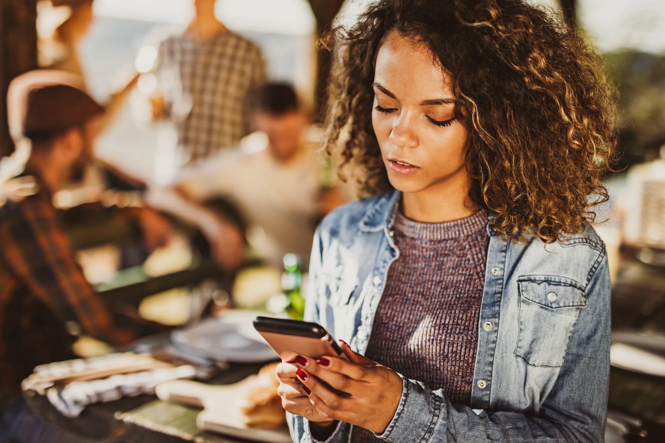 Should I Text Someone Who Ghosted Me? What To Say If You Want Closure