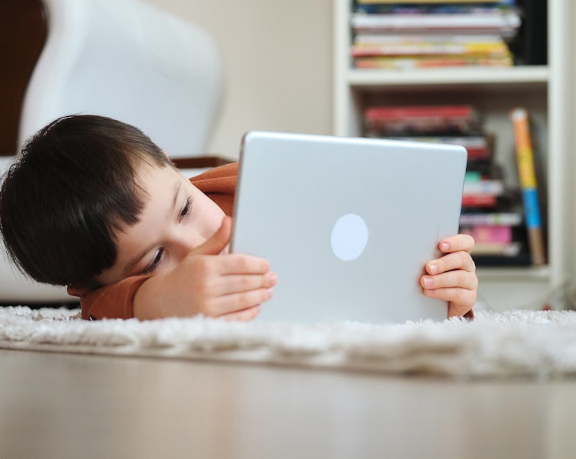 Too much screen time can cause anxious feelings, according to experts.