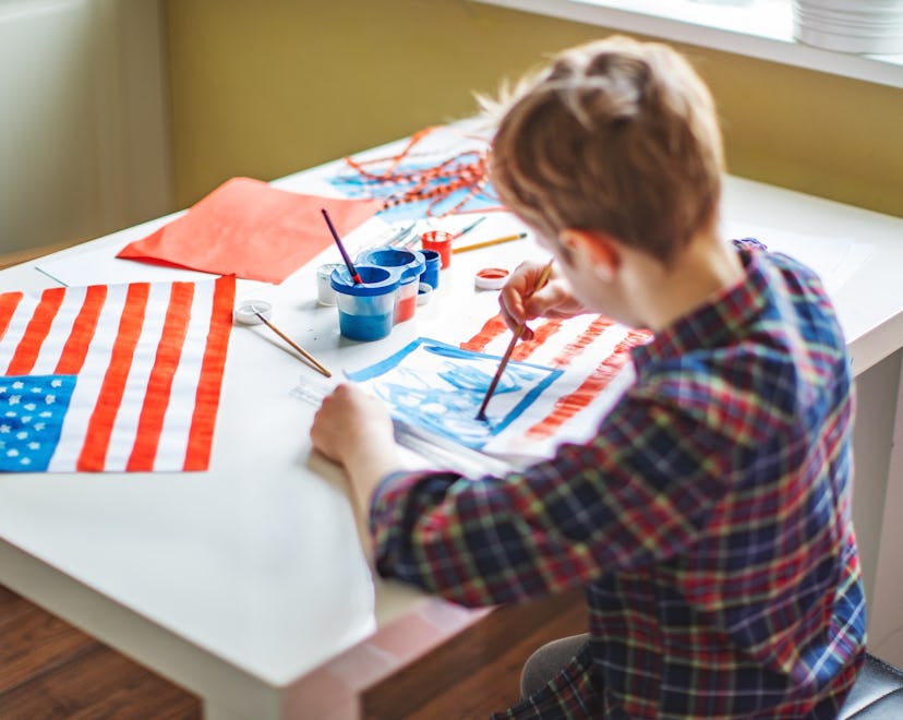 These 4th of July crafts for kids are a fun way to spend the holiday. 