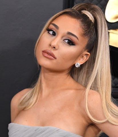 LOS ANGELES, CALIFORNIA - JANUARY 26: Ariana Grande arrives at the 62nd Annual GRAMMY Awards at Stap...